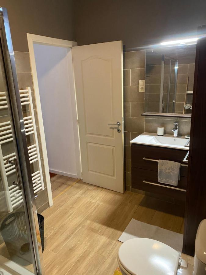 Superbe Appartement Charleroi Exterior foto