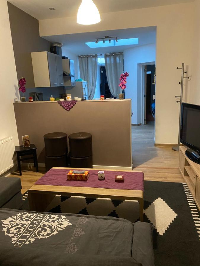 Superbe Appartement Charleroi Exterior foto